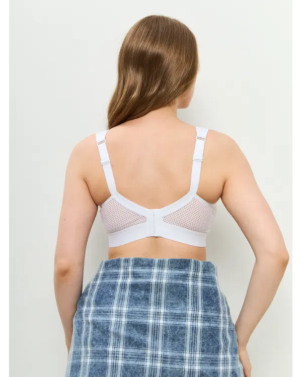 White mastectomy sport bra, back view